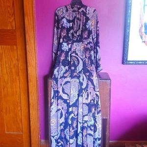 Express sexy paisley maxi dress
